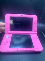 Roze Nintendo 3ds XL -, Spelcomputers en Games, Spelcomputers | Nintendo DS, Dsi XL, Gebruikt, Lenn hodes, Ophalen of Verzenden