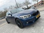 BMW 1-Serie 118i 136pk Aut 2018 Sportline Corp.Lease Exec, Auto's, BMW, Origineel Nederlands, Te koop, 5 stoelen, 20 km/l