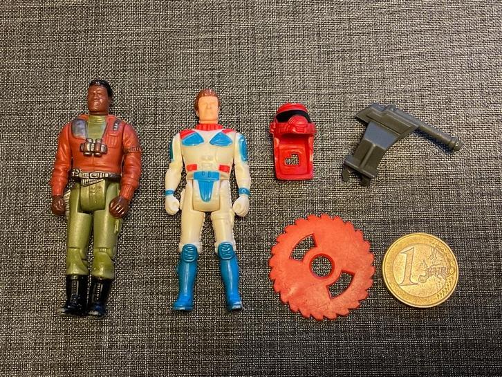 E008 M.A.S.K. C. Burns Hondo Maclean Disk Firecr. Right Helm, Verzamelen, Poppetjes en Figuurtjes, Zo goed als nieuw, Ophalen