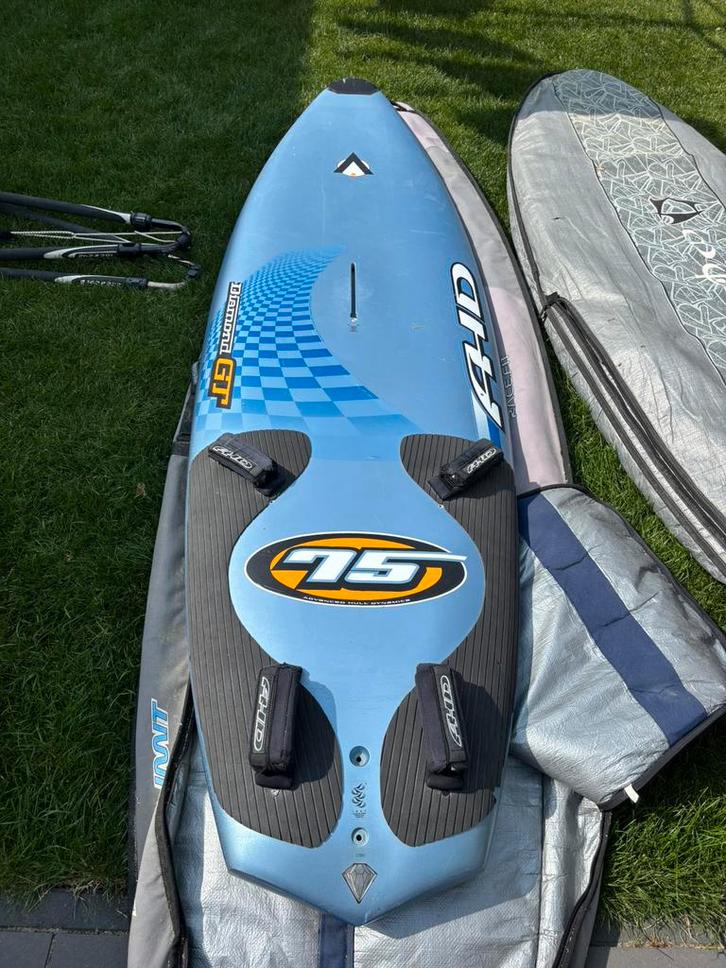 AHD Diamond GT 75, Watersport en Boten, Windsurfen, Gebruikt, Plank, 250 tot 300 cm, Met vin(nen), 7 m² of meer, Ophalen