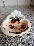 Oude brocante zeephouder van gietijzer. Crèmekleurig., Ophalen of Verzenden