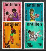 Nederlandse Antillen 1970 Kindrezegels judo spaarpot pfrs, Postzegels en Munten, Verzenden, Postfris