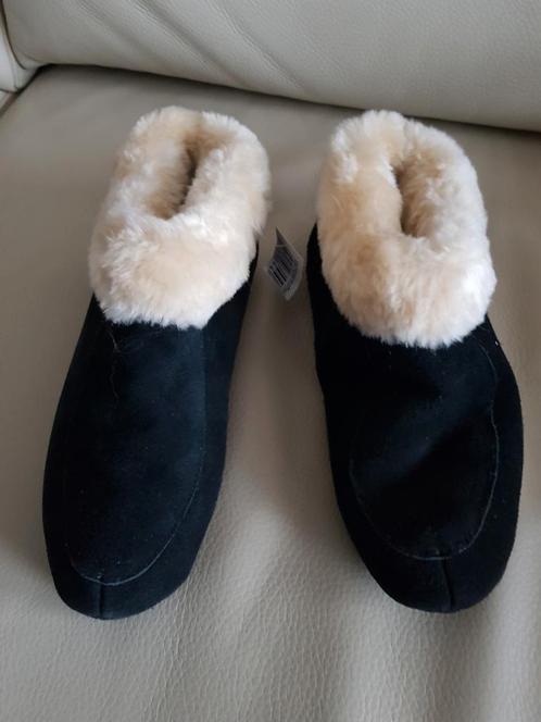 3 paar heerlijke warme pantoffels van zeer goede kwaliteit, Kleding | Dames, Schoenen, Nieuw, Pantoffels of Sloffen, Ophalen of Verzenden