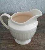 Queen's Garden servies, melkkannetje en 2 x bord, Huis en Inrichting, Ophalen of Verzenden, Gebruikt, Overige stijlen, Overige typen