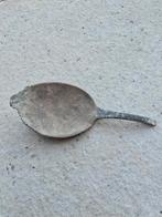 Antieke Franse bronzen lepel (bodemvondst) 17e eeuws, Antiek en Kunst, Antiek | Koper en Brons, Ophalen of Verzenden, Brons