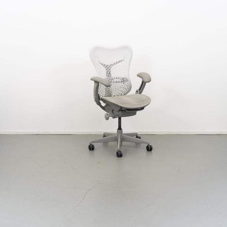 4 Herman Miller Mirra 1 bureaustoel Wit Grijs Full Options, Huis en Inrichting, Bureaustoelen, Zo goed als nieuw, Bureaustoel