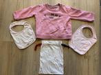 TOMMY HILIFIGER sweater maat 80 + 2x slabbertjes zgan, Kinderen en Baby's, Babykleding | Maat 80, Ophalen of Verzenden, Truitje of Vestje