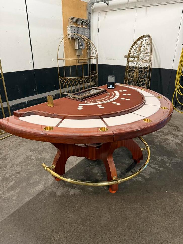 Zeer luxe split level Blackjack tafal, Hobby en Vrije tijd, Gezelschapsspellen | Overige, Zo goed als nieuw, Ophalen