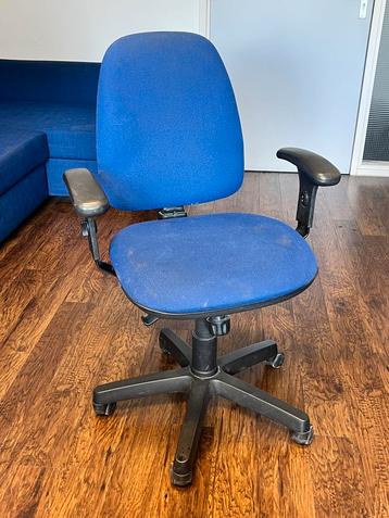 Blauwe Bureaustoel beschikbaar voor biedingen