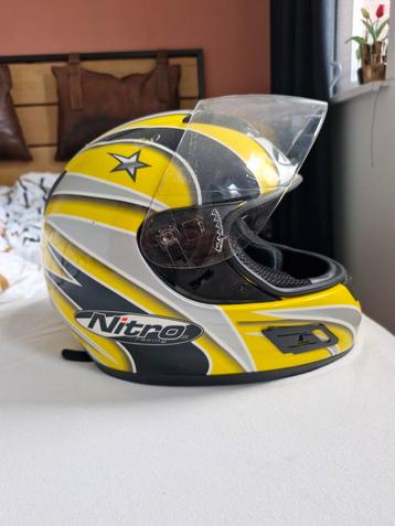 Motorhelm beschikbaar voor biedingen