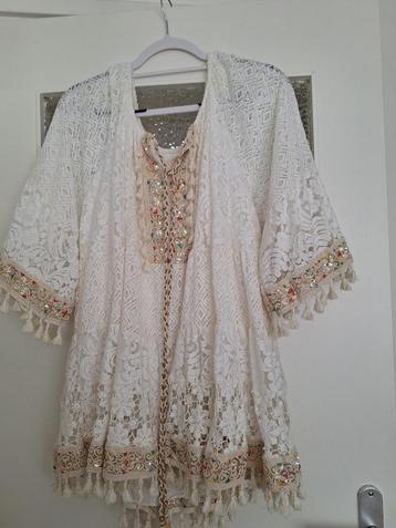 IBIZA TUNIEK  { KANT } beschikbaar voor biedingen