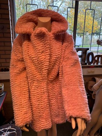 Vintage roze rainbow gewatteerde jas.153 beschikbaar voor biedingen