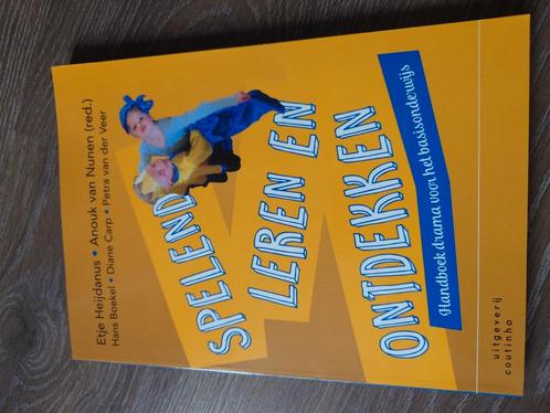 Petra van Veer-Borneman - Spelend leren en ontdekken, Boeken, Wetenschap, Zo goed als nieuw, Sociale wetenschap, Ophalen