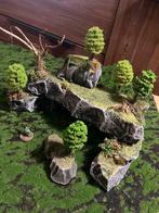 5 stukken dnd miniatuur terrein rotsen hills, Hobby en Vrije tijd, Wargaming, Overige soorten, Ophalen of Verzenden, Zo goed als nieuw