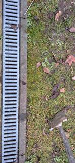 Afvoergoten, Ophalen of Verzenden, Zo goed als nieuw