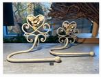 2 brocante Sierlijke Kapstokhaken met Hart Bloem pr.p.stuk, Ophalen of Verzenden