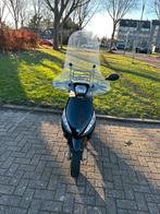 Piaggio zip, Fietsen en Brommers, Scooters | Piaggio, Ophalen, Zo goed als nieuw, Benzine, Zip