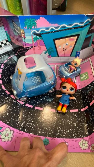 LOL surprise pop met auto incl extra baby beschikbaar voor biedingen