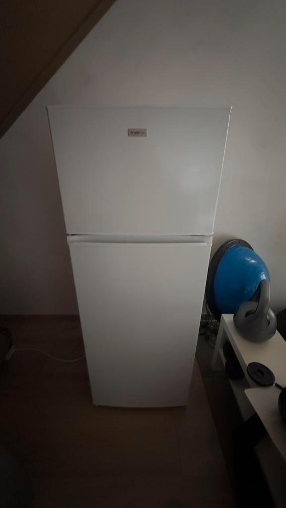 Inventum koelkast met groot vriesvak, Witgoed en Apparatuur, Koelkasten en IJskasten, Zo goed als nieuw, Met vriesvak, 200 liter of meer