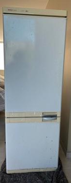Koel-vriescombinatie Bosch, Witgoed en Apparatuur, Koelkasten en IJskasten, Ophalen, Gebruikt, 200 liter of meer, Met aparte vriezer