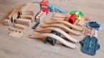 Houten trein / treinbaan / complete treinset, Kinderen en Baby's, Speelgoed | Houten speelgoed, Ophalen of Verzenden, Gebruikt