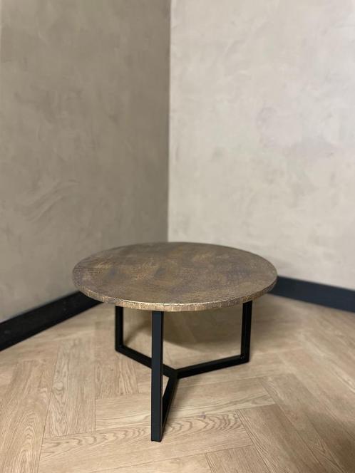 Goud Croco ronde salontafel | Luxury Interiors, Huis en Inrichting, Tafels | Salontafels, Nieuw, Minder dan 50 cm, 50 tot 100 cm