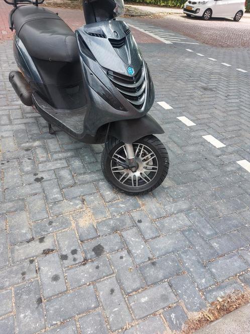 2x piaggio zip tekoop, Fietsen en Brommers, Scooters | Piaggio, Gebruikt, Zip, Ophalen of Verzenden