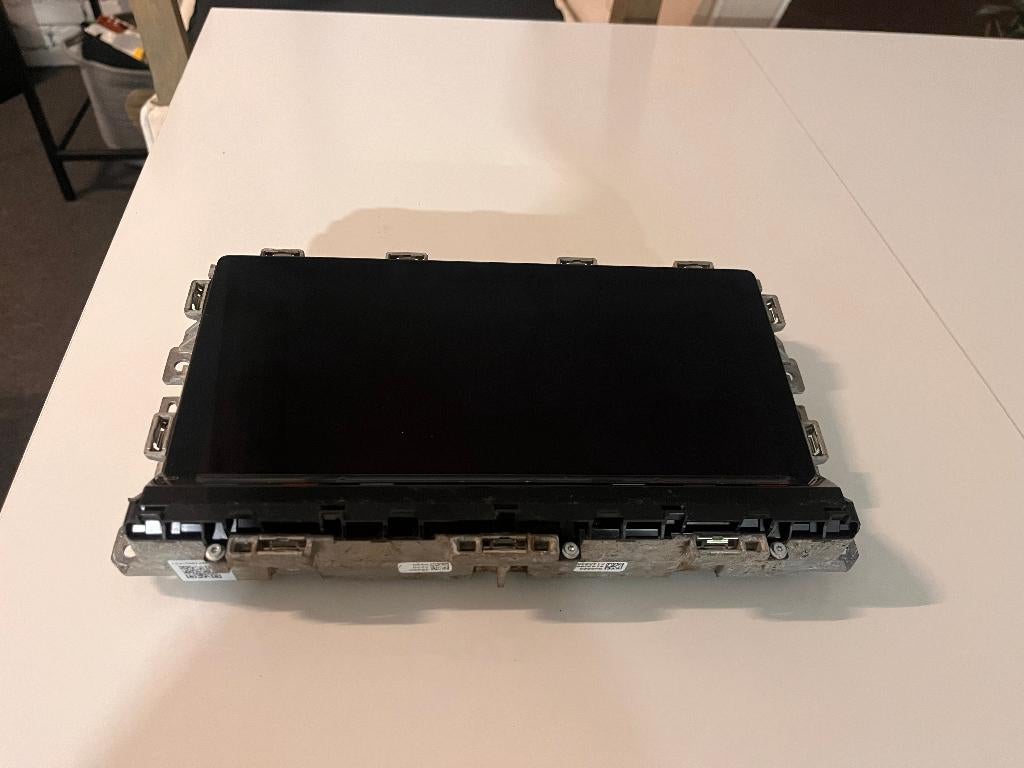 5H0 919 605 B-VW GOLF 8 R - DISPLAY MULTI MEDIA REGELUNIT, Ophalen, Volkswagen