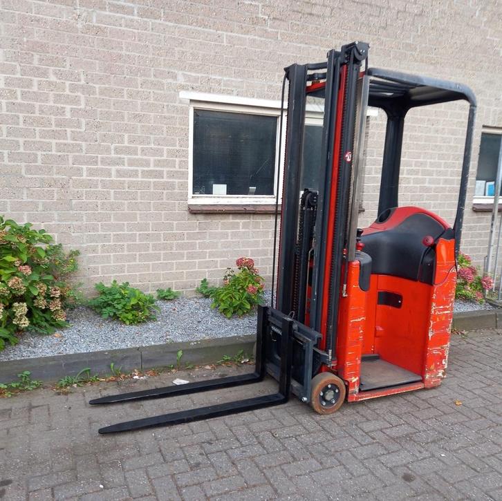 LINDE E10 (334) Compact heftruck TRIPLO 5,2 m Shift, Zakelijke goederen, Machines en Bouw | Heftrucks en Intern transport, Heftruck
