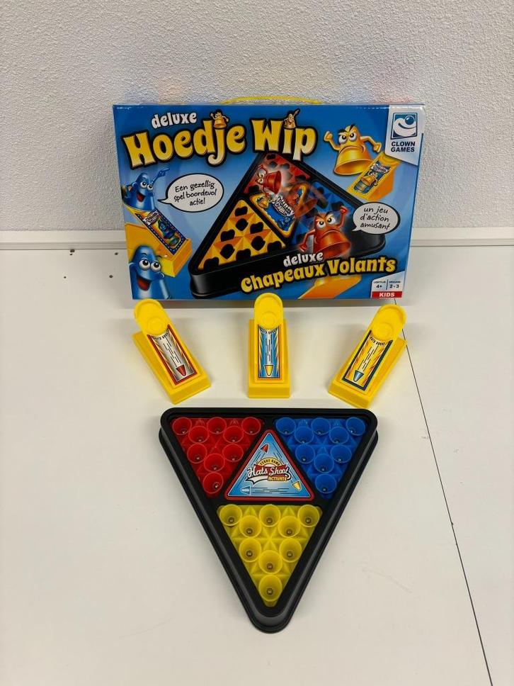 Gezelschapsspel Hoedje Wip Deluxe zo goed als nieuw, Hobby en Vrije tijd, Gezelschapsspellen | Bordspellen, Zo goed als nieuw