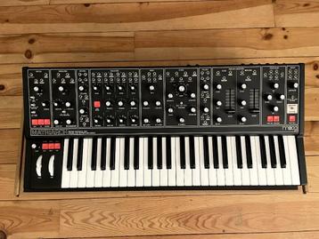 Moog Matriarch Dark Edition | complete set + tas | z.g.a.n. beschikbaar voor biedingen