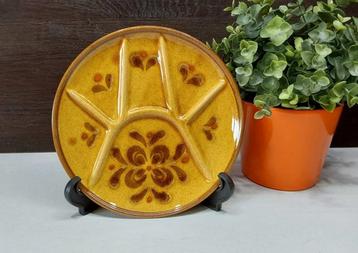 Vintage aardewerk bord, fondue bord, 5 beschikbaar  beschikbaar voor biedingen