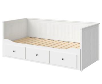 IKEA bed, uitschuifbaar met lades beschikbaar voor biedingen