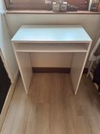 Ikea tafeltje, Huis en Inrichting, Ophalen, Zo goed als nieuw