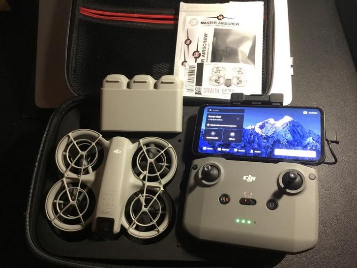 DJI NEO combo z.g.a.n., Audio, Tv en Foto, Drones, Zo goed als nieuw, Ophalen