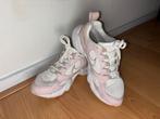 Nike dames sneakers maat 36, Ophalen of Verzenden, Zo goed als nieuw, Roze, Sneakers of Gympen