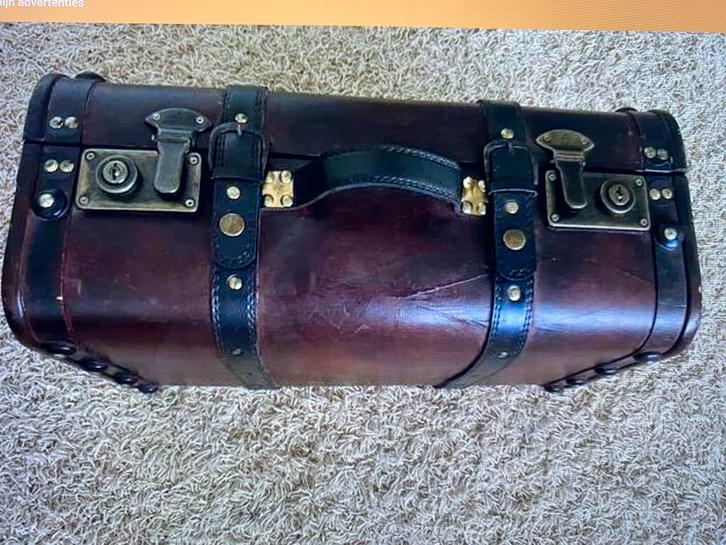 Super leuke Houten Hutkoffer o.v Decoratie/ Lektuurbak enz., Huis en Inrichting, Woonaccessoires | Krantenbakken en Lectuurbakken