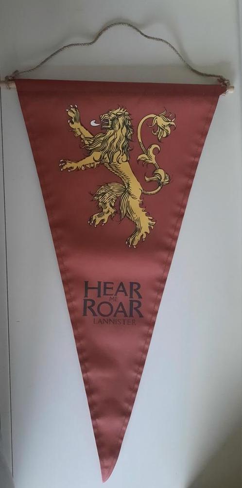 Game of Thrones Lannister Vlag Primark uit 2019, Verzamelen, Film en Tv, Zo goed als nieuw, Tv, Overige typen, Ophalen of Verzenden