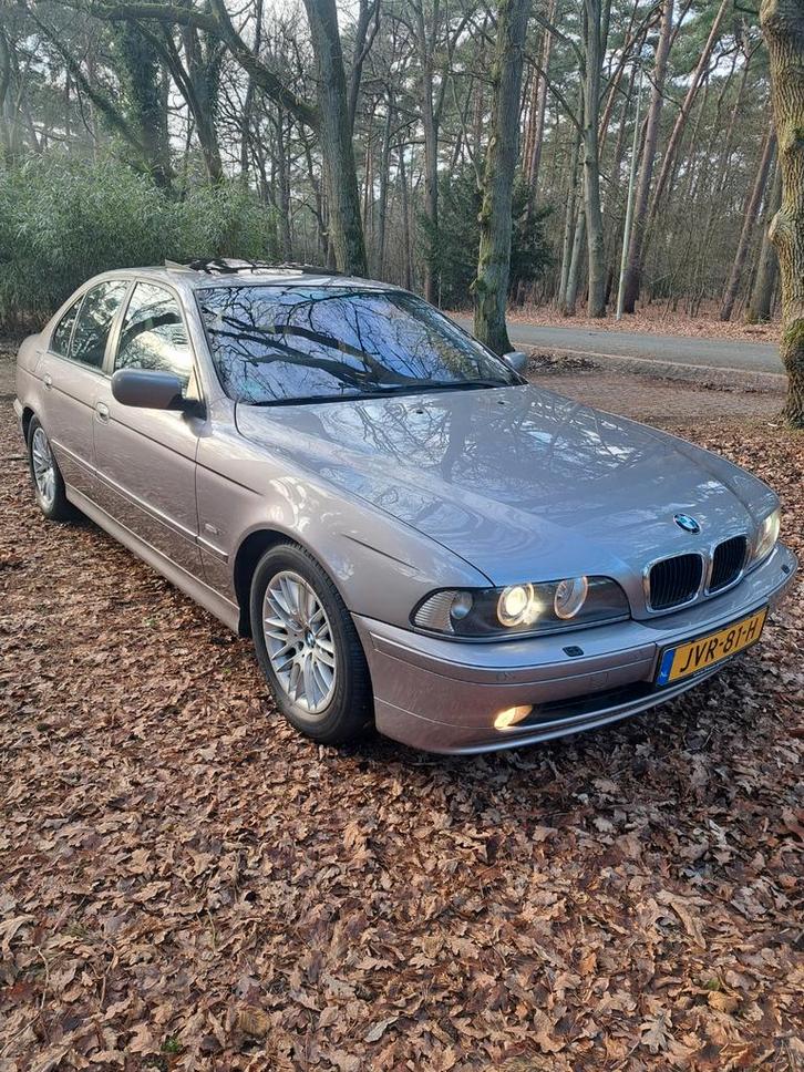 BMW E39 530i facelift automaat 2001 Aspen Grey, Auto's, BMW, Particulier, Benzine, Sedan, Automaat, Geïmporteerd, Zilver of Grijs