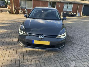 Volkswagen Golf 1.5 eTSI Style automaat (bj 2020) beschikbaar voor biedingen