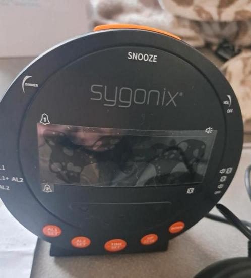 Sygonix LED Vibratiewekker  Nieuw in doos, Witgoed en Apparatuur, Wekkers, Nieuw, Ophalen of Verzenden