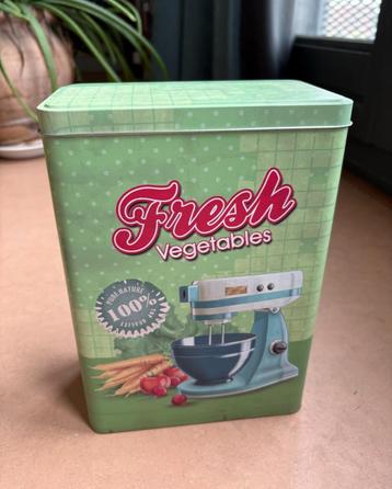 Retro trommel beschikbaar voor biedingen