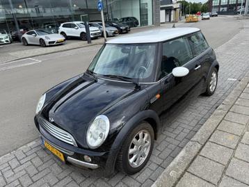 Mini Mini 1.6 Cooper Pepper beschikbaar voor biedingen