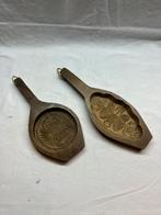 Speculaasplank antiek 2 stuks, Antiek en Kunst, Antiek | Keukenbenodigdheden, Verzenden