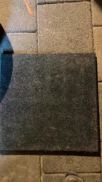 Te koop 4 rubberen tegels, Ophalen, Gebruikt, Overige materialen