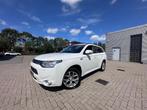 Mitsubishi Outlander 2.0 Dohc Mivec Phev 203pk 4WD CVT 5P, 1998 cc, Outlander, 4 cilinders, Wit