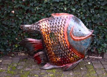 Grote metalen kleurrijke, decoratieve vis  beschikbaar voor biedingen