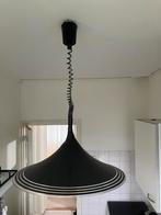Vintage heksenhoed lamp, Huis en Inrichting, Lampen | Hanglampen, Ophalen, Kunststof, Zo goed als nieuw, Modern