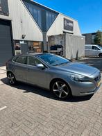 Volvo V40 D2| 160pk | Pano/Navi/Euro6, Leder, Particulier, Te koop, Hatchback