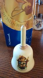 Hummel Bel jongetje op hek, Ophalen of Verzenden, Zo goed als nieuw, Hummel